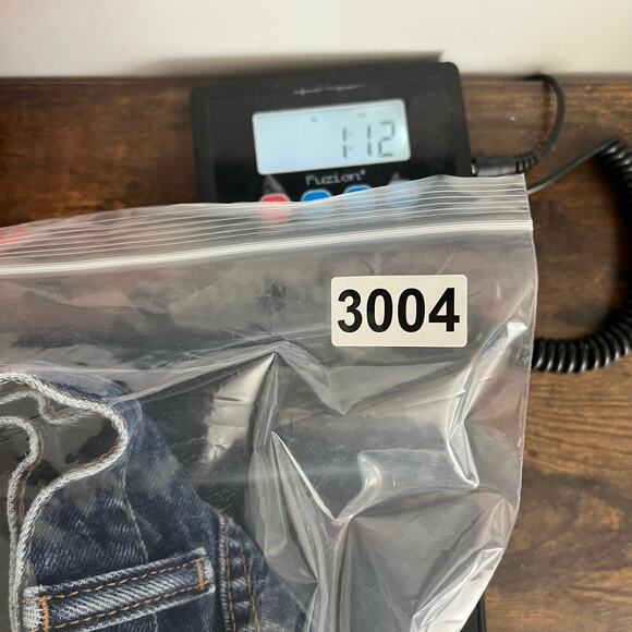 Levi’s 517 Dark Wash 35” x 27” Zip Front Nice Patina GUC - Picture 9 of 9